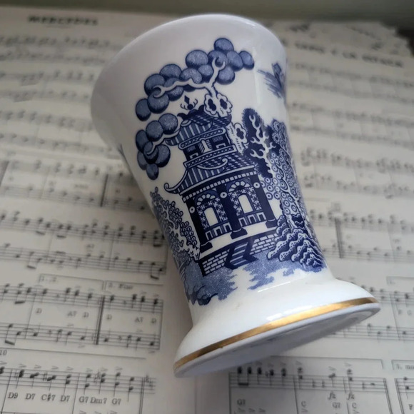Willow Blue and White Ceramic Vase Coalport England - Picture 3 of 10
